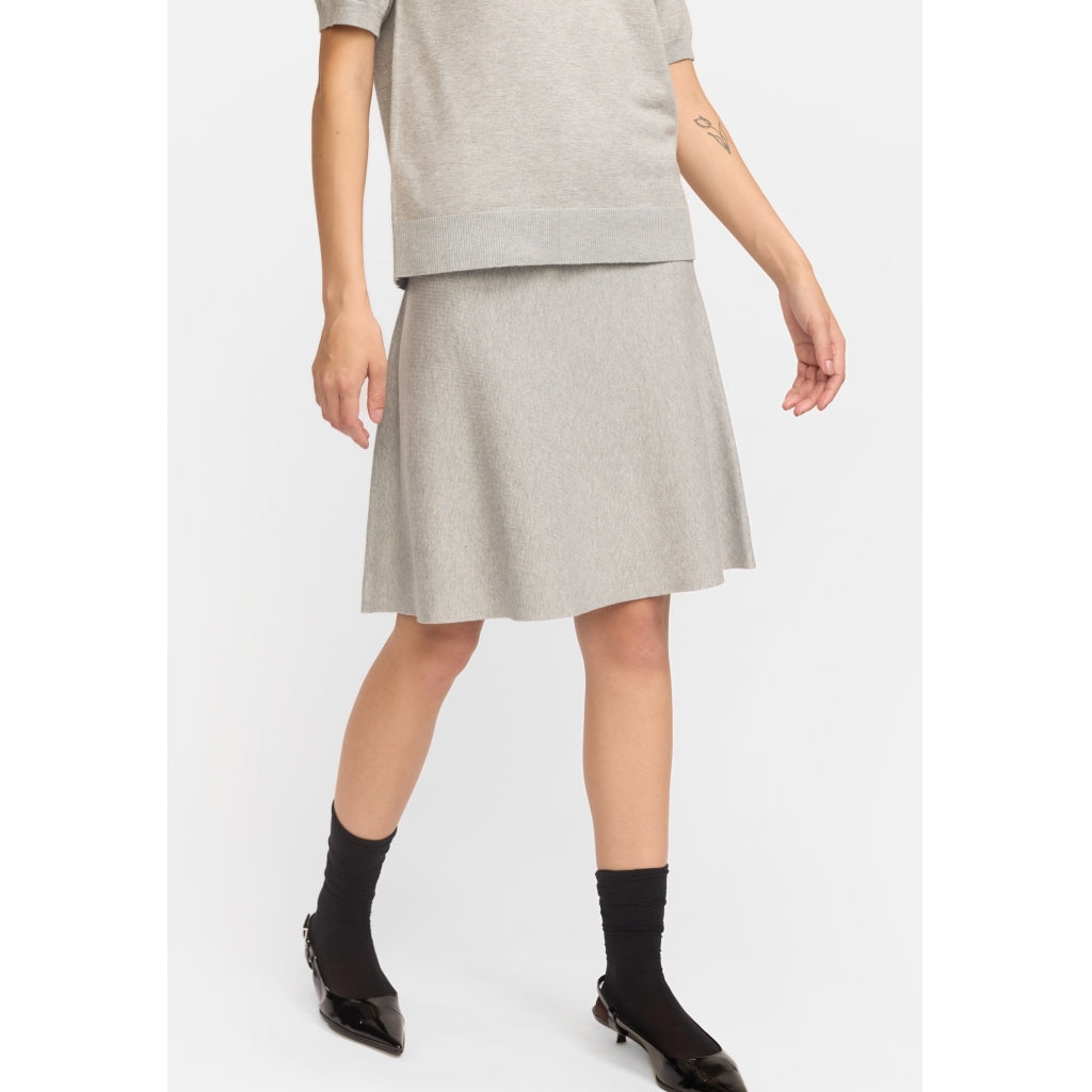 Nederdel i strik model Henrietta short fra Soft-Rebels