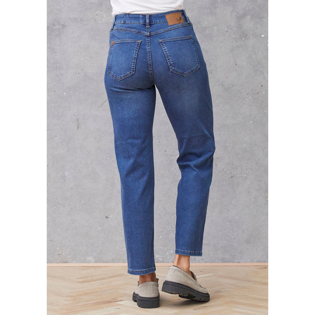 Jeans model Lido straight long jeans fra Isay