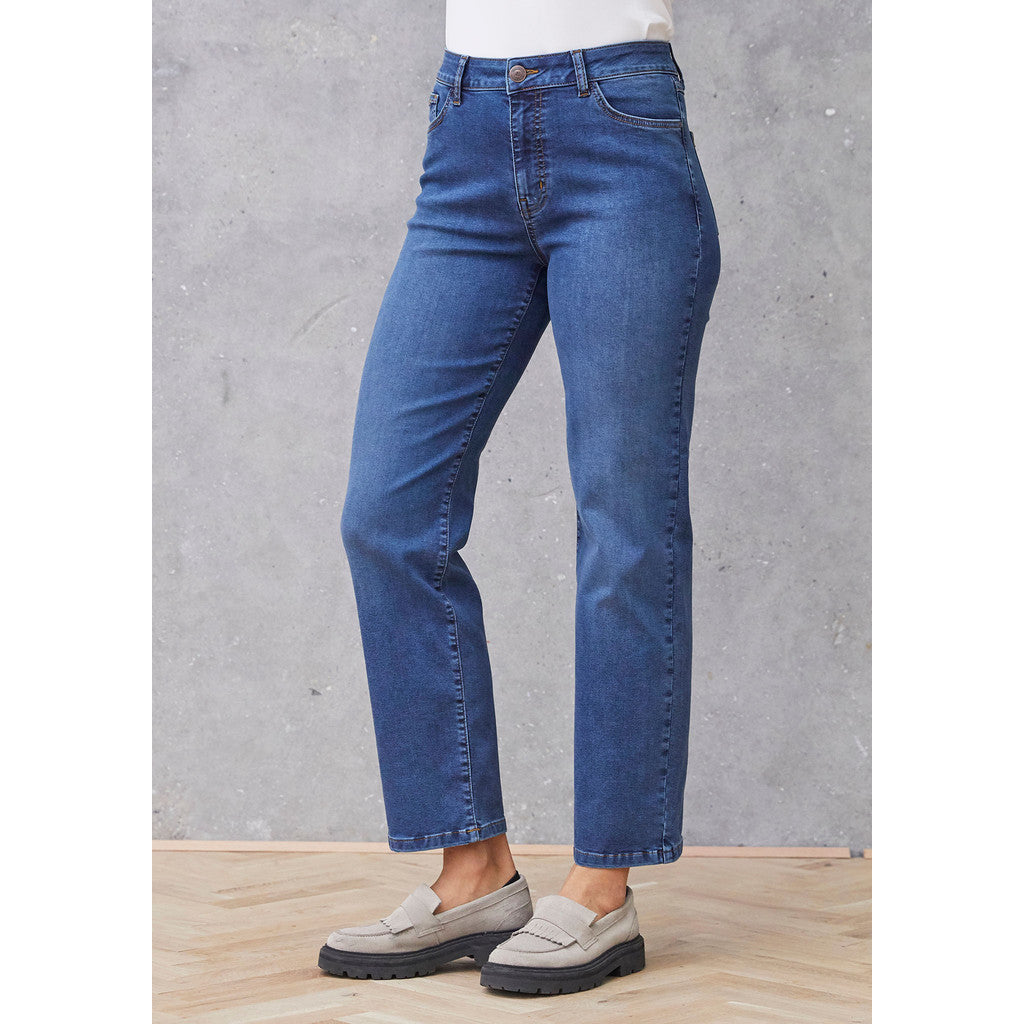 Jeans model Lido straight long jeans fra Isay