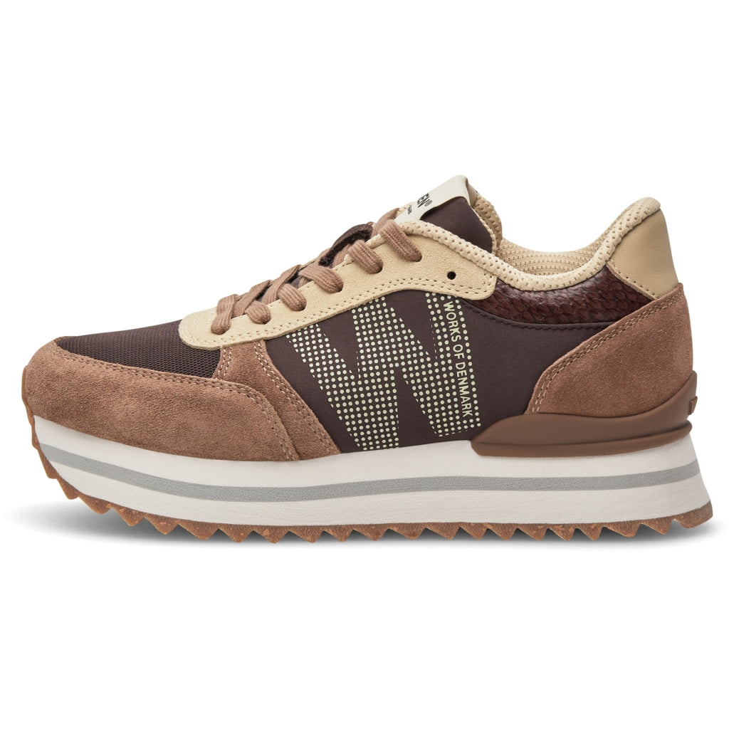 Sneakers model Ronja Plateau fra Woden