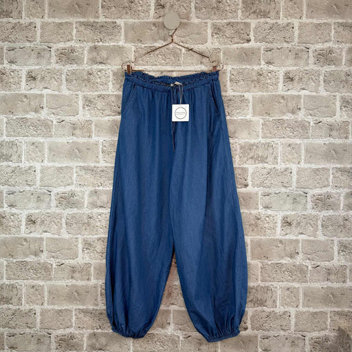 Denim buks model Venca fra Cabana Living